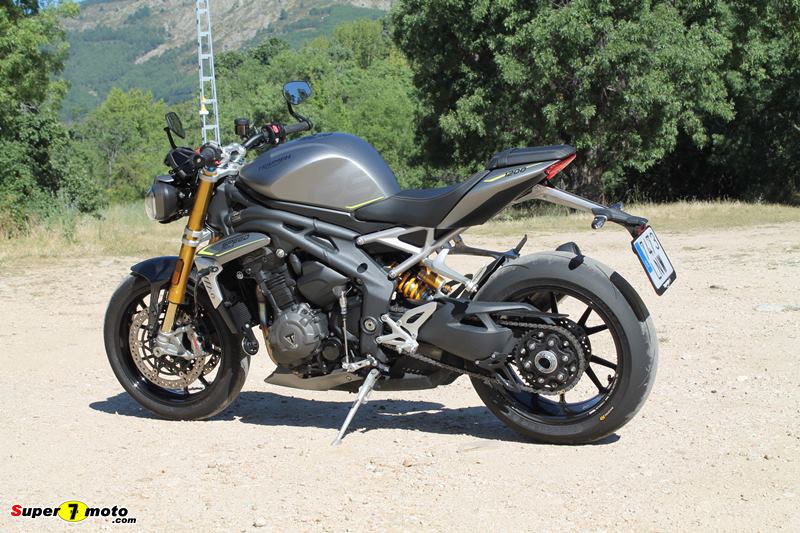 SpeedTriple1200RS 23