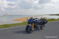 YAMAHA_NIKEN_900-15