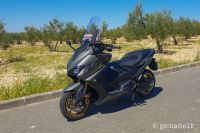 YAMAHA_TMAX560-25