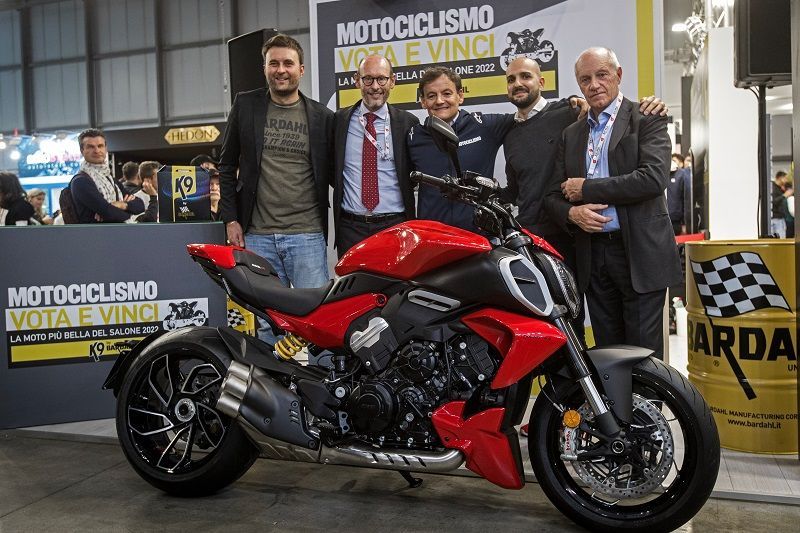 Ducati EICMA2022 301 UC460198 High