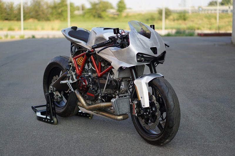 custom ducati supersport 1000ds 2