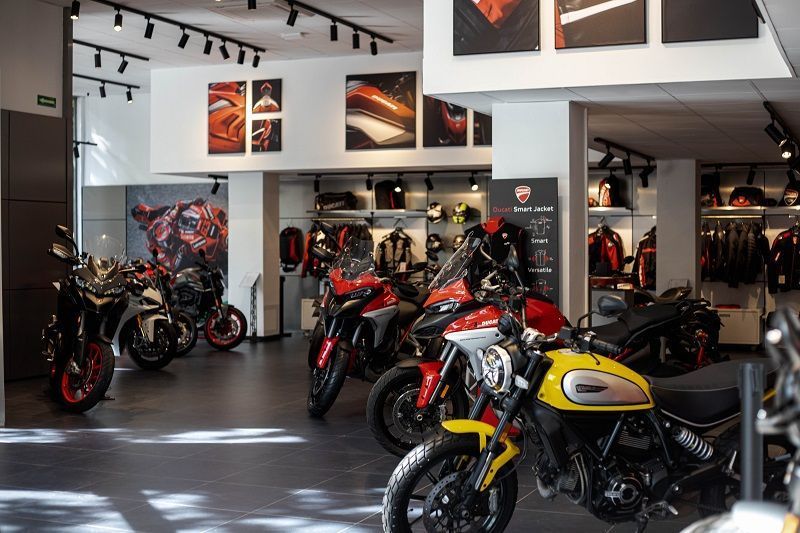 Ducati Barcelona 12 UC387026 High