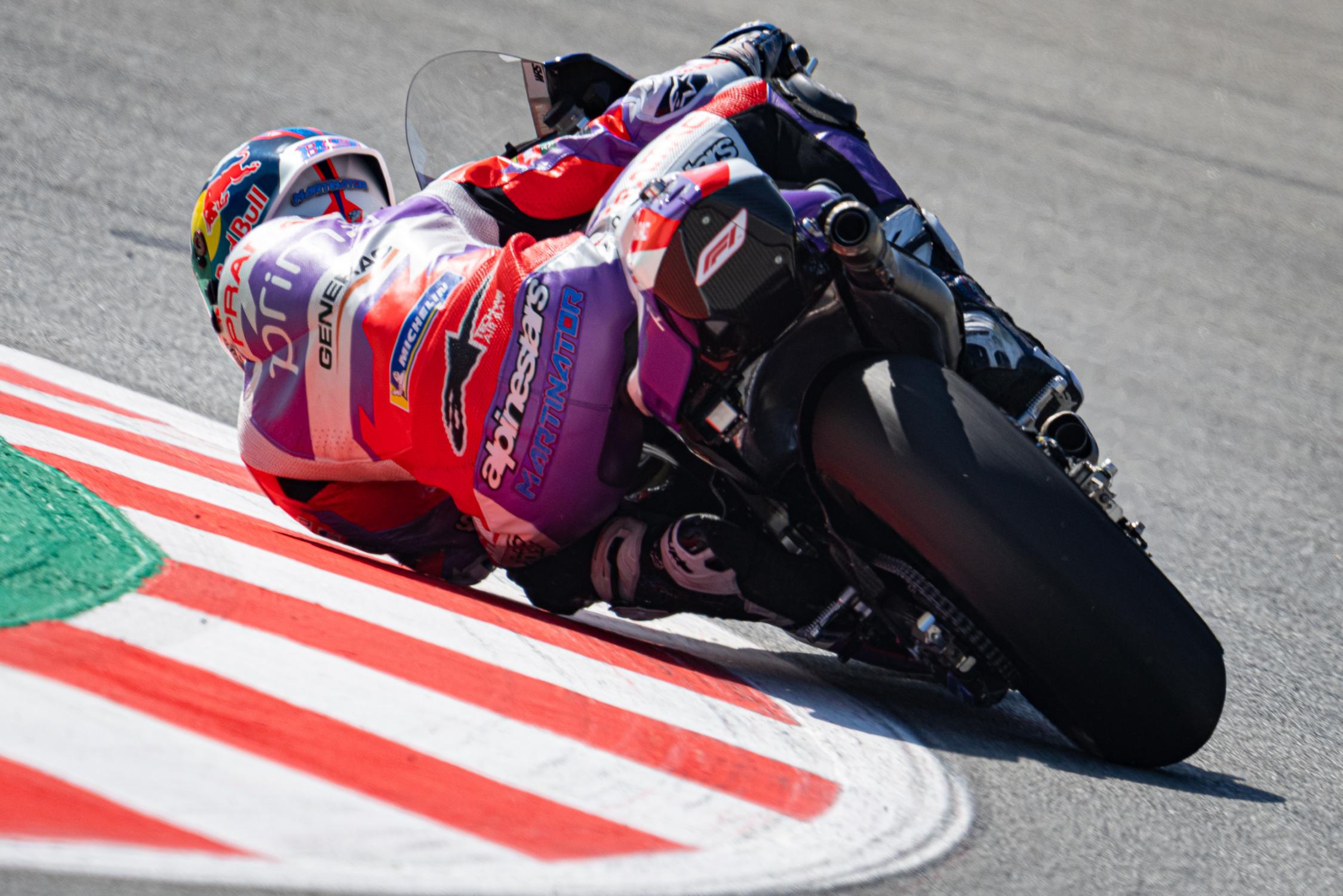 89 jorge martin ds 3547.gallery full top fullscreen