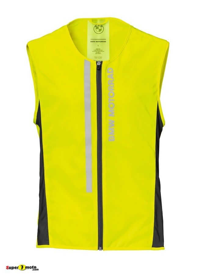 P90490145 lowRes bmw motorrad vest hi
