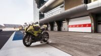 P90462242_highRes_bmw-m-1000-rr-50-yea
