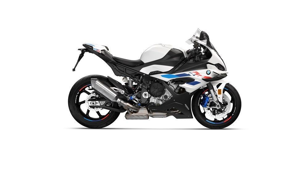 P90479715 highRes the new bmw s 1000 r
