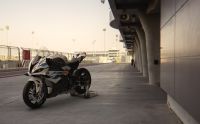 P90479749_highRes_the-new-bmw-s-1000-r