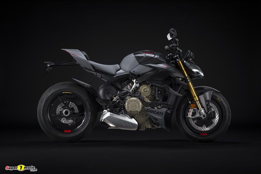 MY23 Ducati Streetfighter V4S 6 UC445891 High