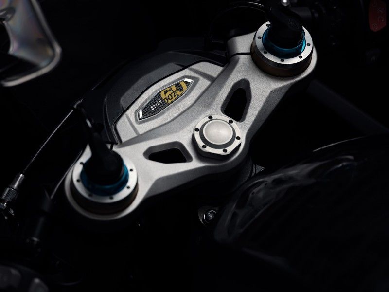 Ndp Triumph SpeedTriple RR BondEdition 16