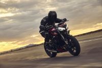Triumph_Street_Triple_2023_084
