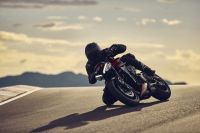 Triumph_Street_Triple_2023_103
