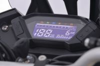 VOGE_300_Rally_gris_amarillo_estudio_detalle_9