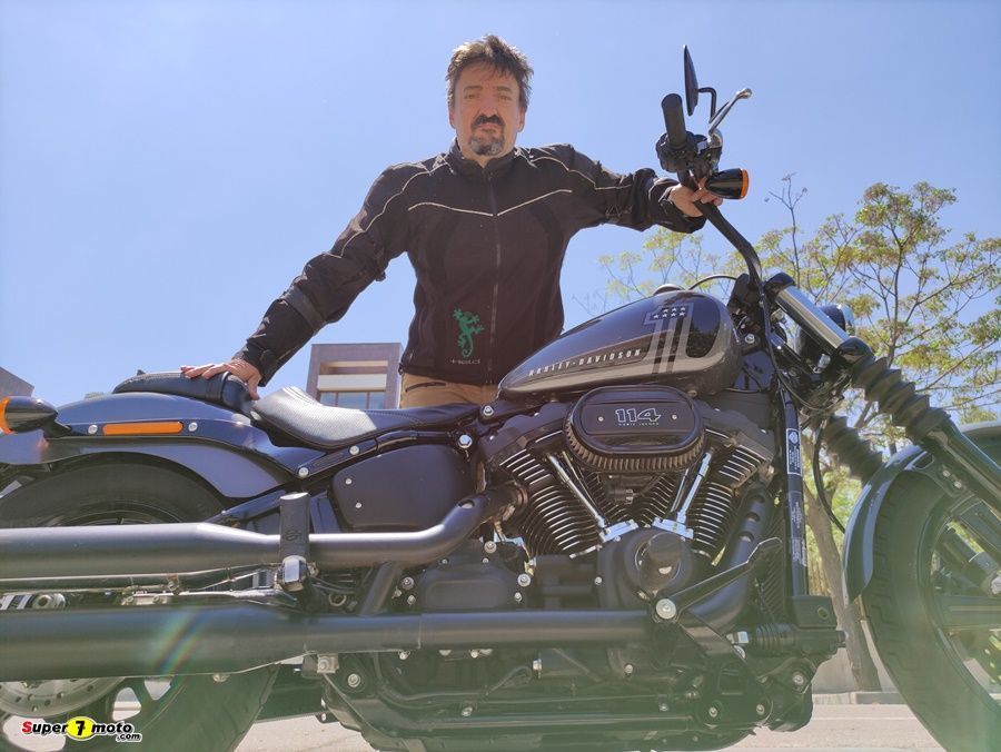 Harley Davidson Street Bob 2022 Super7moto 23