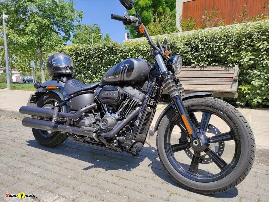 Harley Davidson Street Bob 2022 Super7moto 3