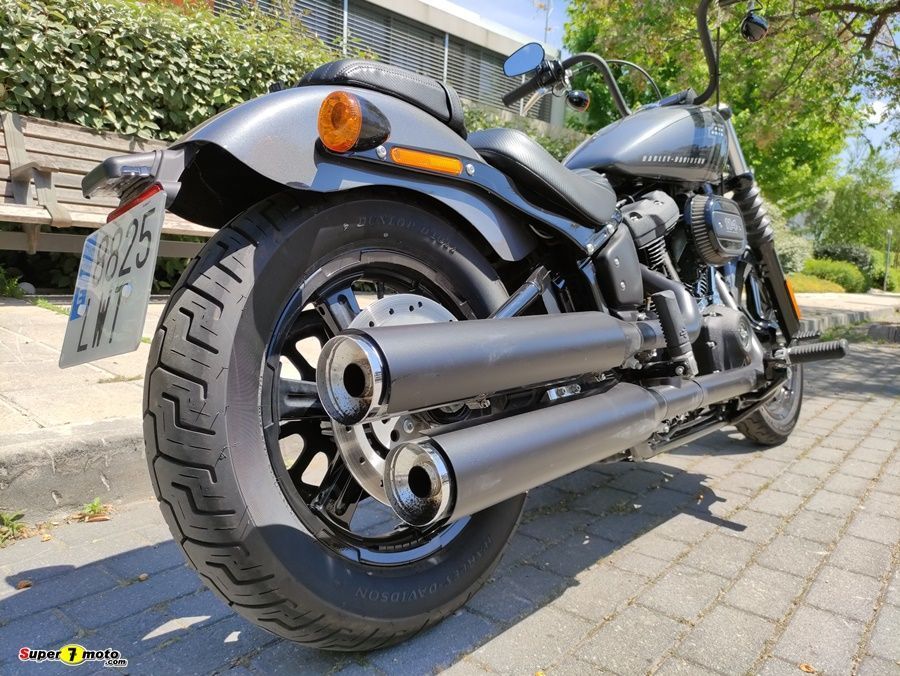 Harley Davidson Street Bob 2022 Super7moto 6