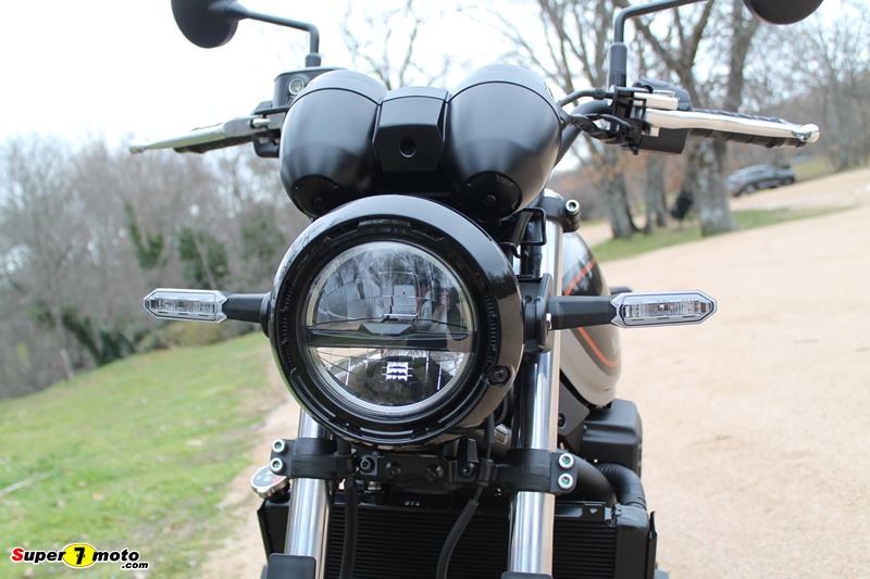 Z650RS 26
