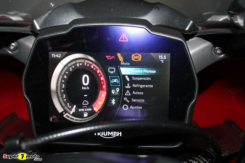 SpeedTriple1200RR 21