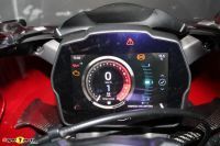 SpeedTriple1200RR_25