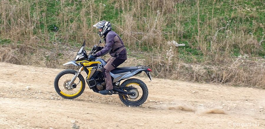 VOGE 300 RALLY 14