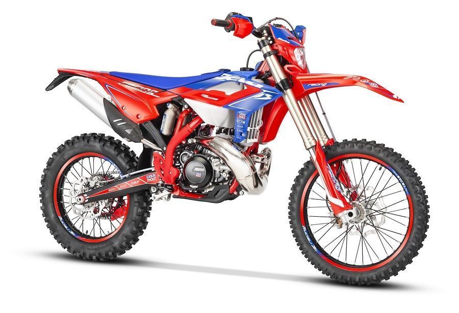 RR Racing 2T 300 front23