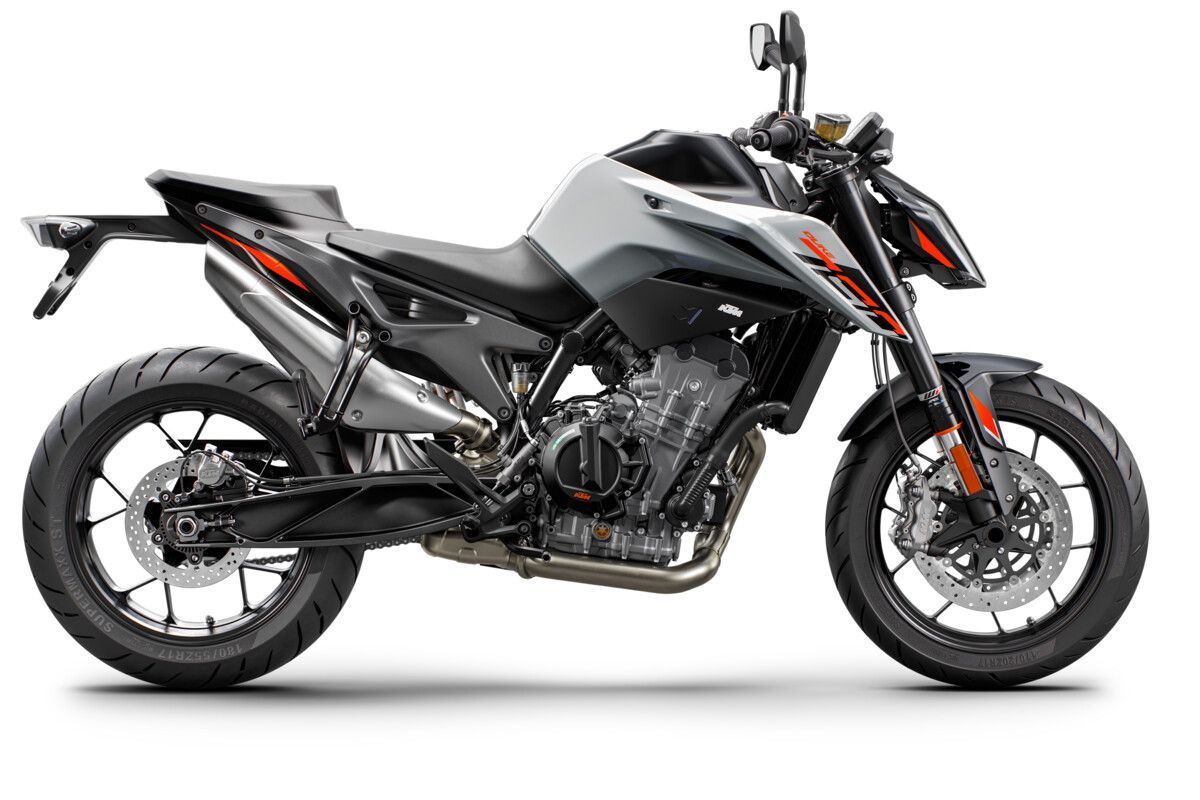 2023 KTM 790 DUKE 18
