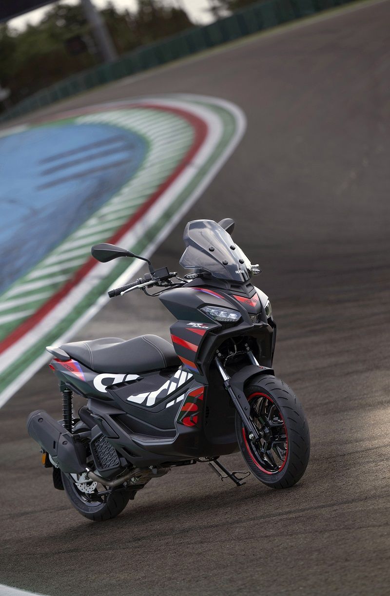 03 Aprilia SR GT Replica 200