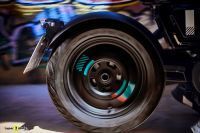 P90512769_lowRes_the-new-bmw-ce-02-07