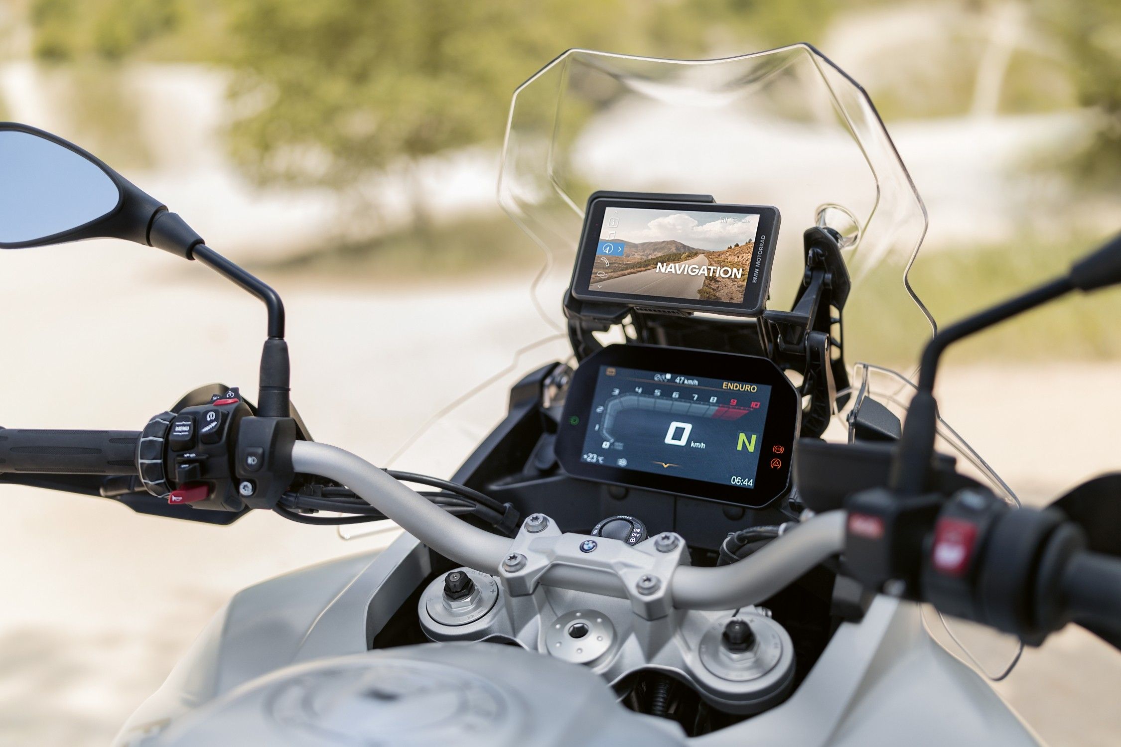 P90520416 lowRes bmw motorrad connect