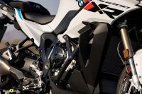 P90527495_lowRes_the-new-bmw-s-1000-x