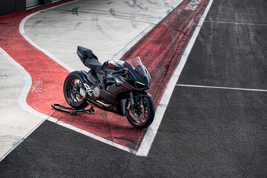 06 MY24 DUCATI PANIGALE V2 UC518977 High