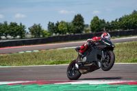 01_MY24_DUCATI_PANIGALE_V2_UC518972_High