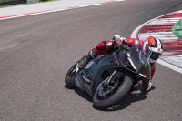 03_MY24_DUCATI_PANIGALE_V2_UC518987_High