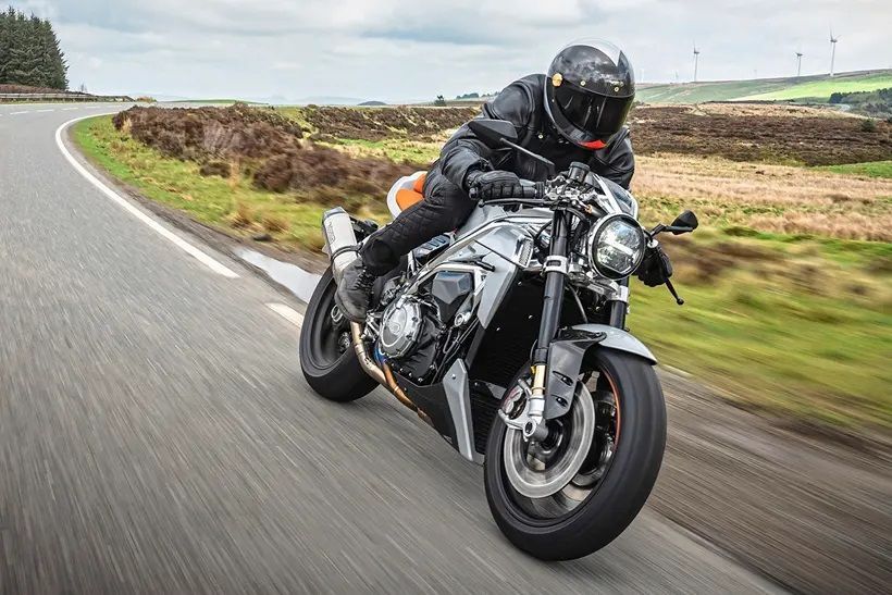 2023 norton v4cr 02