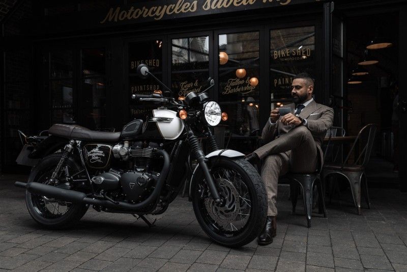 TriumphxDGR T120 MY23 GE 3854