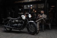TriumphxDGR_T120_MY23_GE-3854