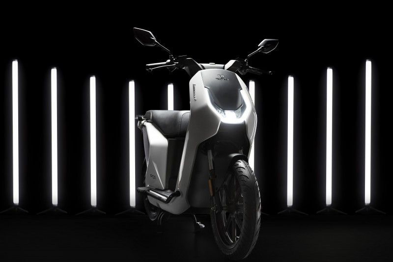 V MOTO 2