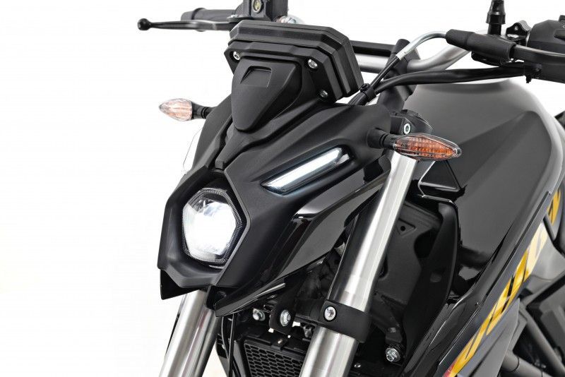 voge 125r detalle 041