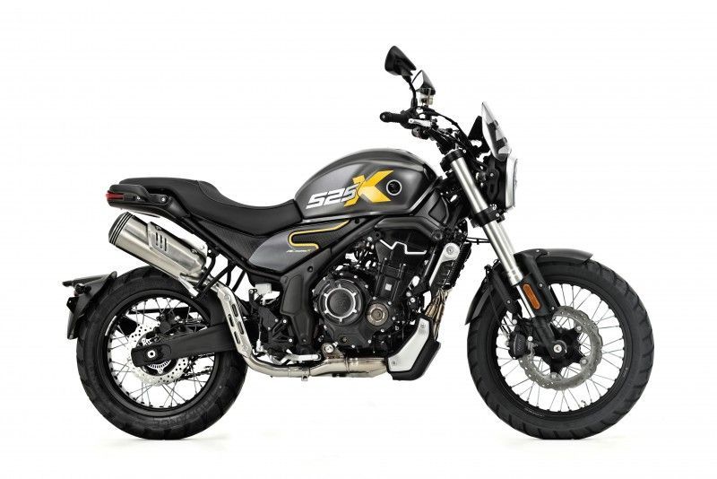 525ACX gris mate estudio 3