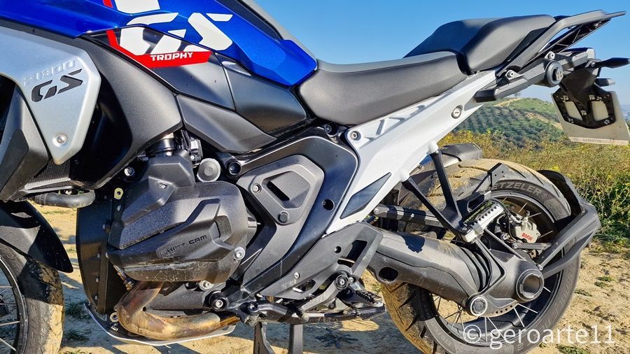 BMW R1300 GS 14