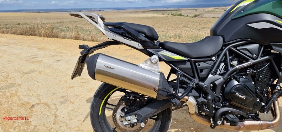 Benelli TRK702 super7moto 32