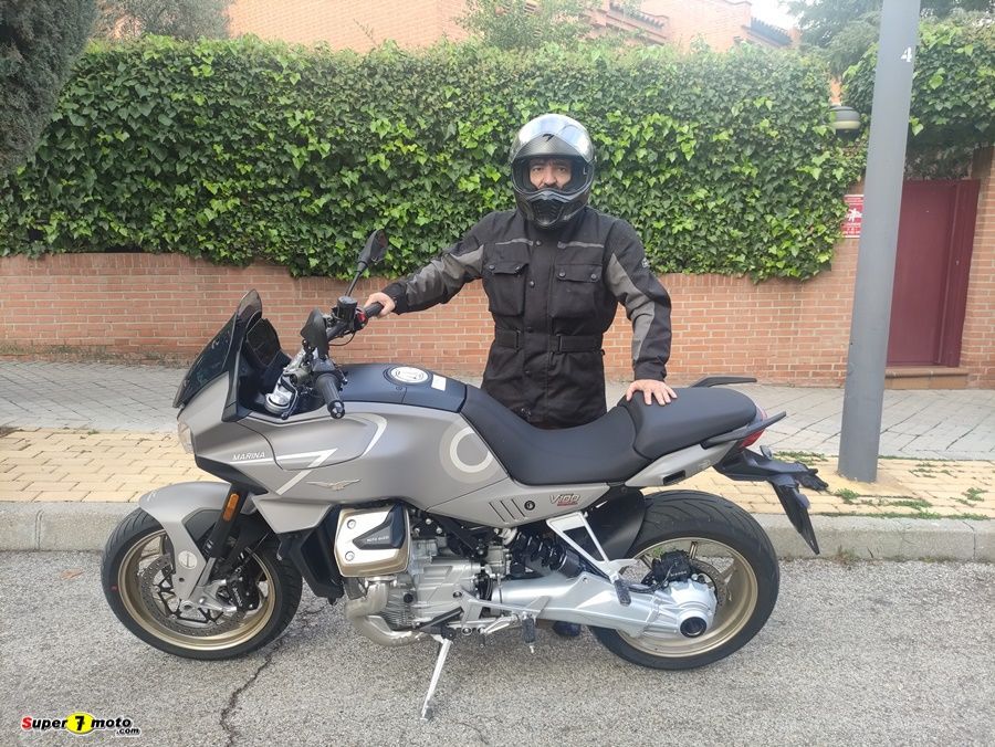 Moto Guzzi V100 Aviazione Navale 40