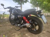 Guzzi_V7_Special_Edition_23