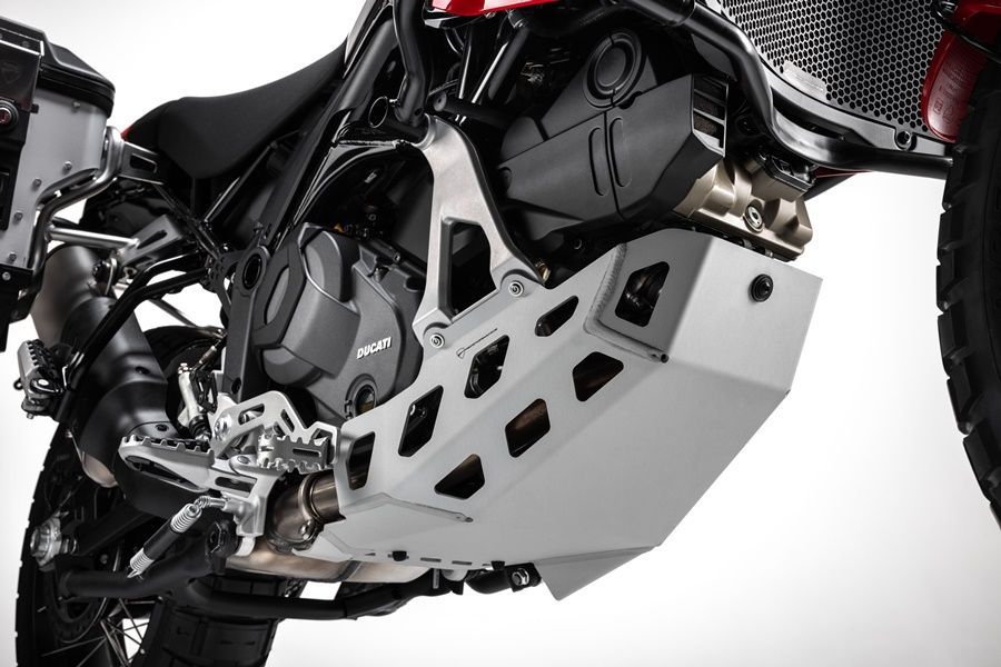MY25 DUCATI DESERTX DISCOVERY 009 UC652591 High