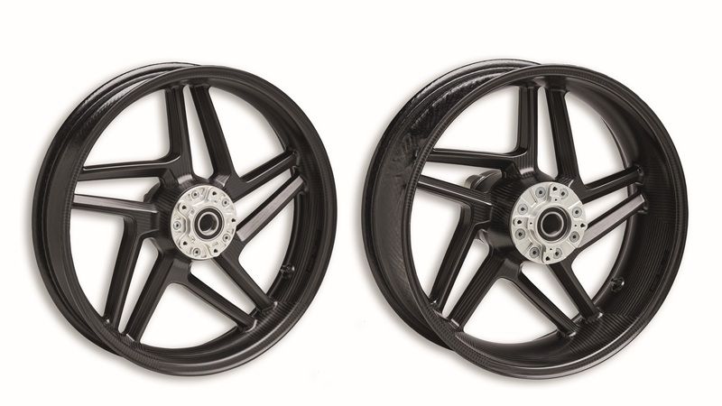 MY26 PANIGALE V4 WHEELS 6 UC761003 High