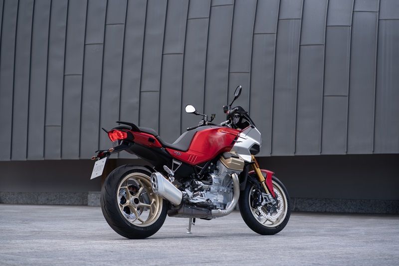 08 V100 Mandello S