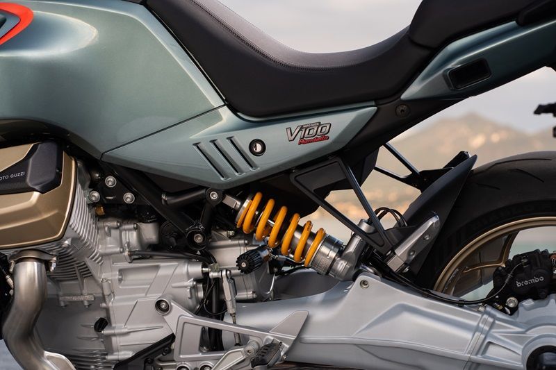 33 V100 Mandello S