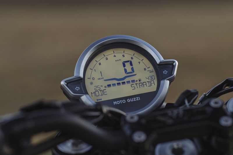 23 V7 Sport