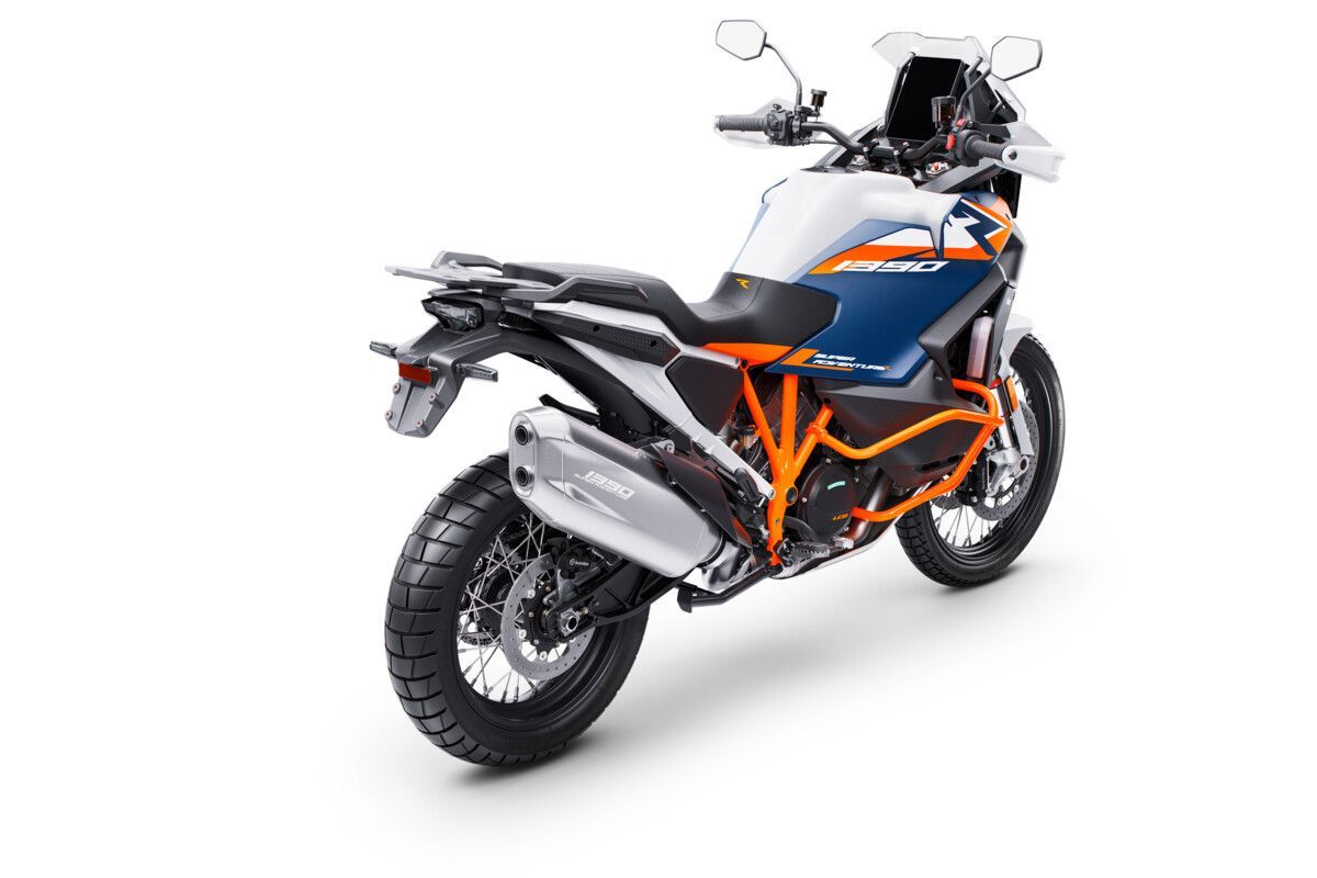 651801 MY25 KTM 1390 Super Adventure R EU Rear Right 01 IMAGES EUROPE GLOBAL