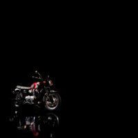 MY25_BonnevilleT120_Elvis_025