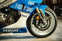 XSR900-GP-Yard-Built-Back-to-the-Paddock-es-13